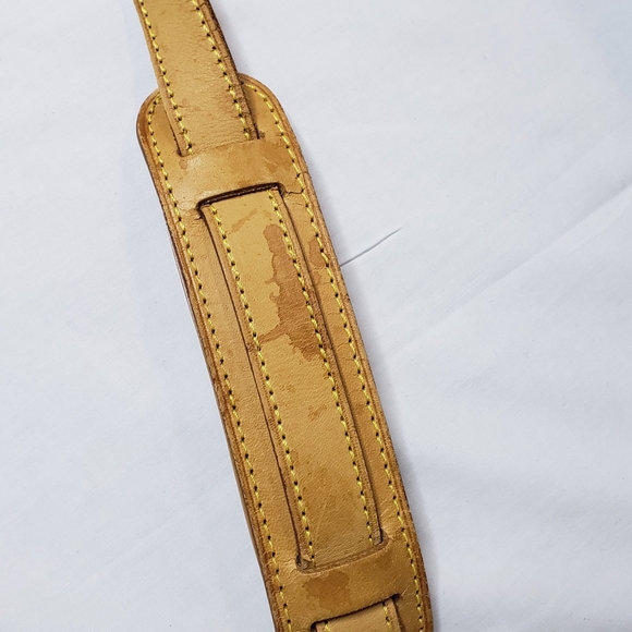 Louis Vuitton Boulogne - Picture 9 of 9